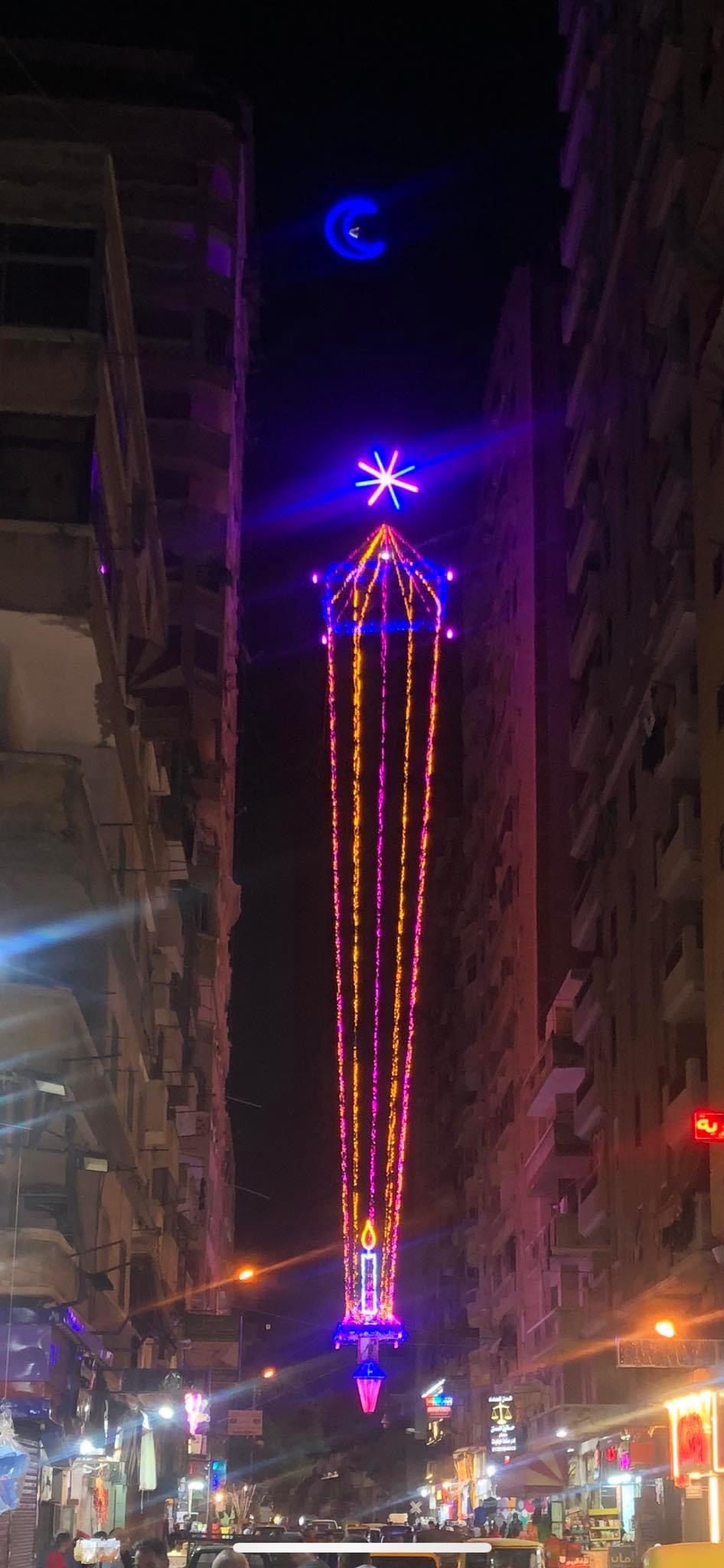 أكبر فانوس فى الإسكندرية (1) أكبر فانوس فى الإسكندرية (1)
