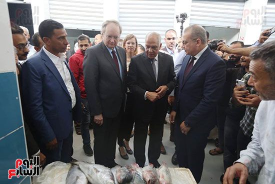 افتتاح سوق السمك الحضارى الجديد بالمنيب (8)