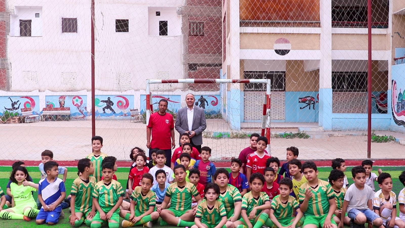 الأطفال المشاركين في مدرسة هدى شعراوي