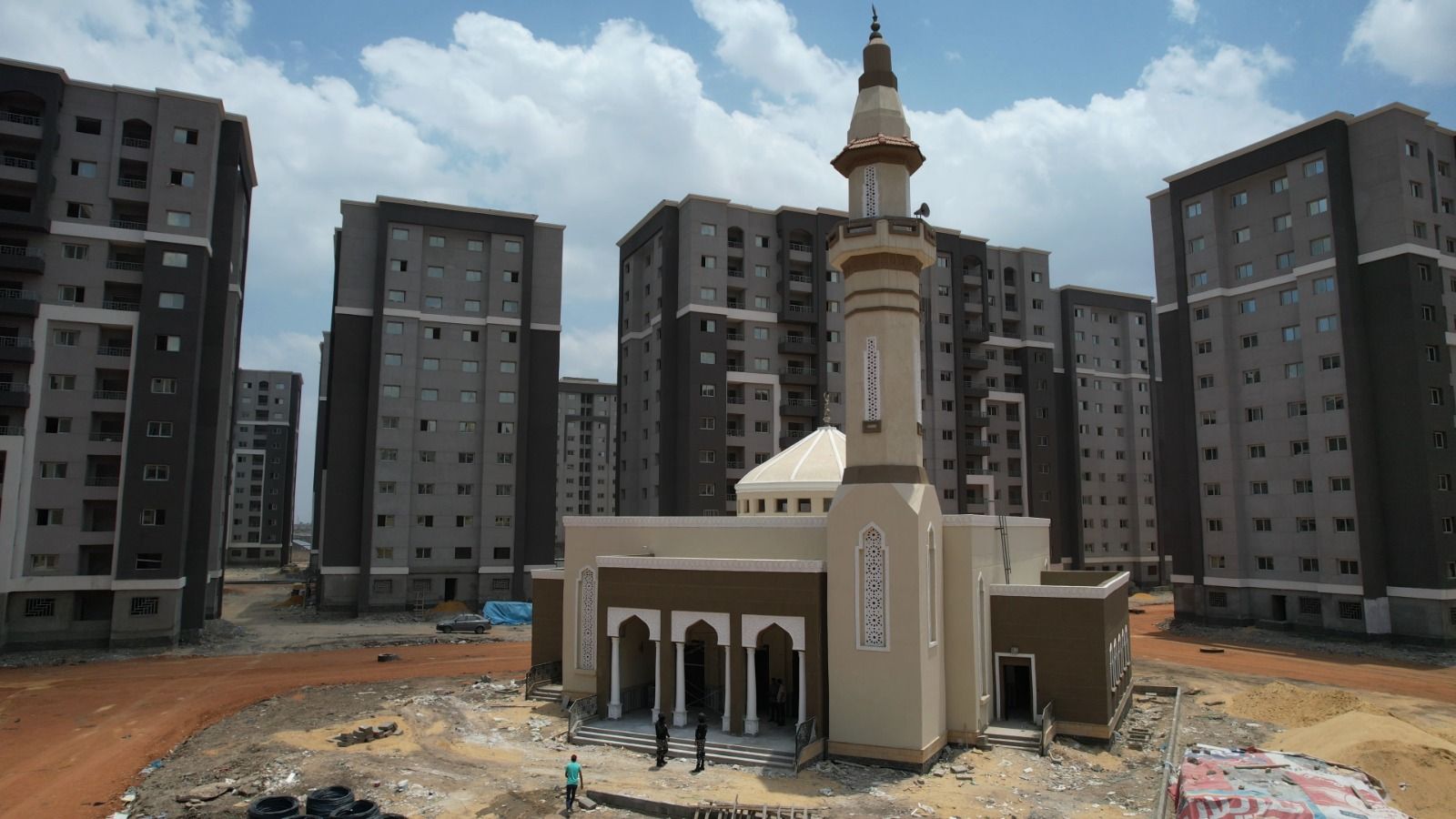 اقامة مسجد بالمجمع السكني الاول