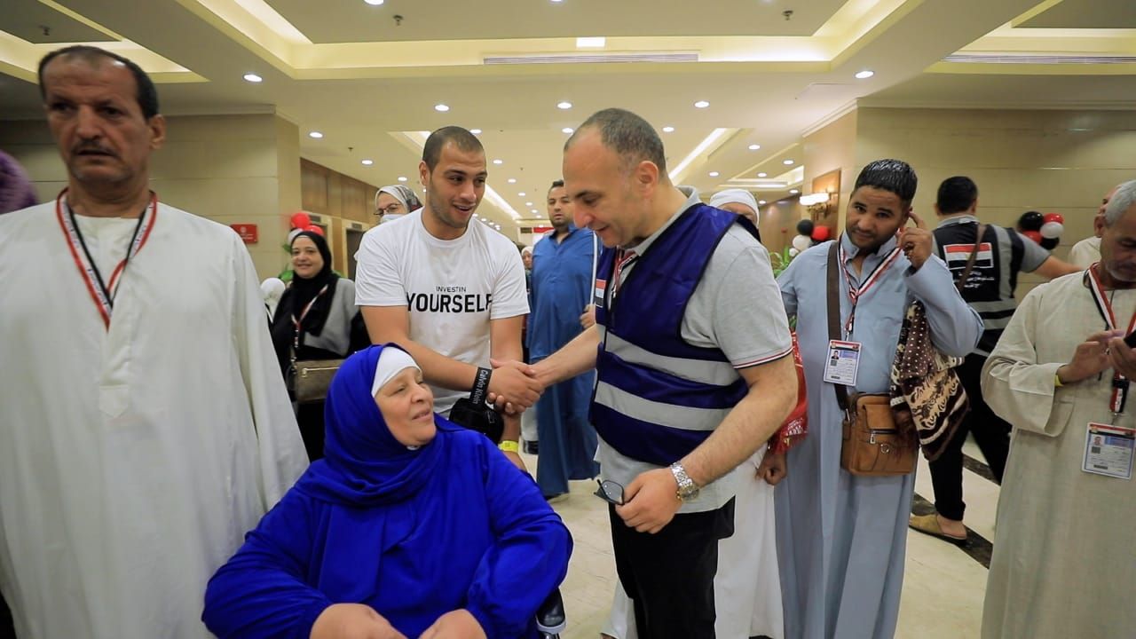 مخيمات عرفة تتأهب لاستقبال ضيوف الرحمن (3) مخيمات عرفة تتأهب لاستقبال ضيوف الرحمن (3)