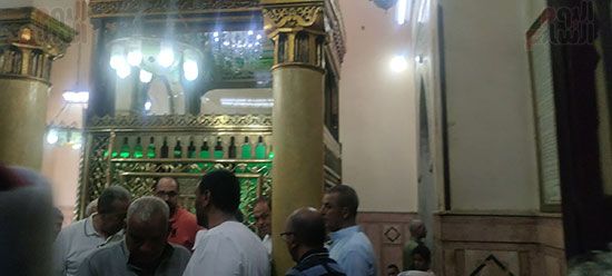 توافد-الزوار-على-مولد-أبو-خليل-(4) توافد-الزوار-على-مولد-أبو-خليل-(4)