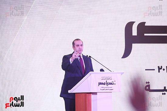 محمود فوزى (24) محمود فوزى (24)