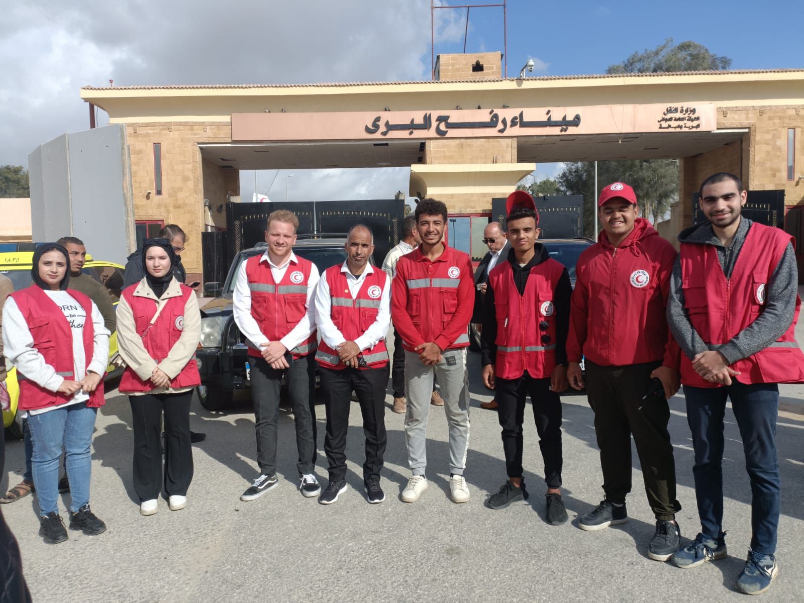 حضو على بوابة معبر رفح حضو على بوابة معبر رفح