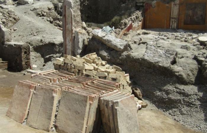 أعمال التنقيب فى بومبى تكشف عن تقنيات البناء القديمة فى العصر الرومانى