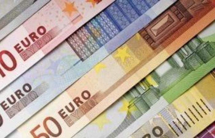 سعر اليورو اليوم الجمعة 29-3-2024 أمام الجنيه فى البنوك المصرية