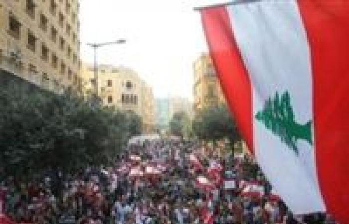 في ظل استمرار الاحتجاجات.. لبنان إلى أين؟