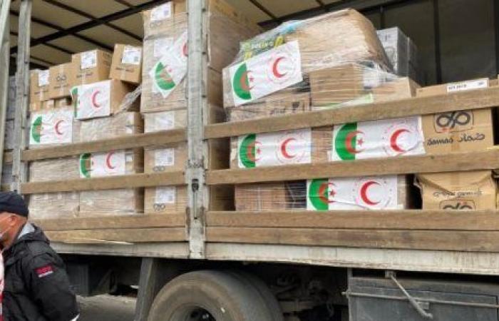 الجزائر ترسل 162 طنا من المساعدات الإنسانية للفلسطينيين نحو مطار العريش